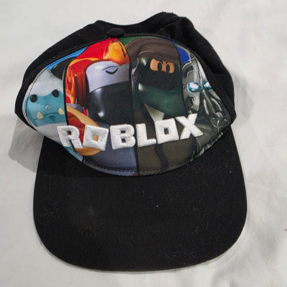 Roblox Snapback Hat Boys One Size Black Excellent Graphic 3D Embroidered Logo
